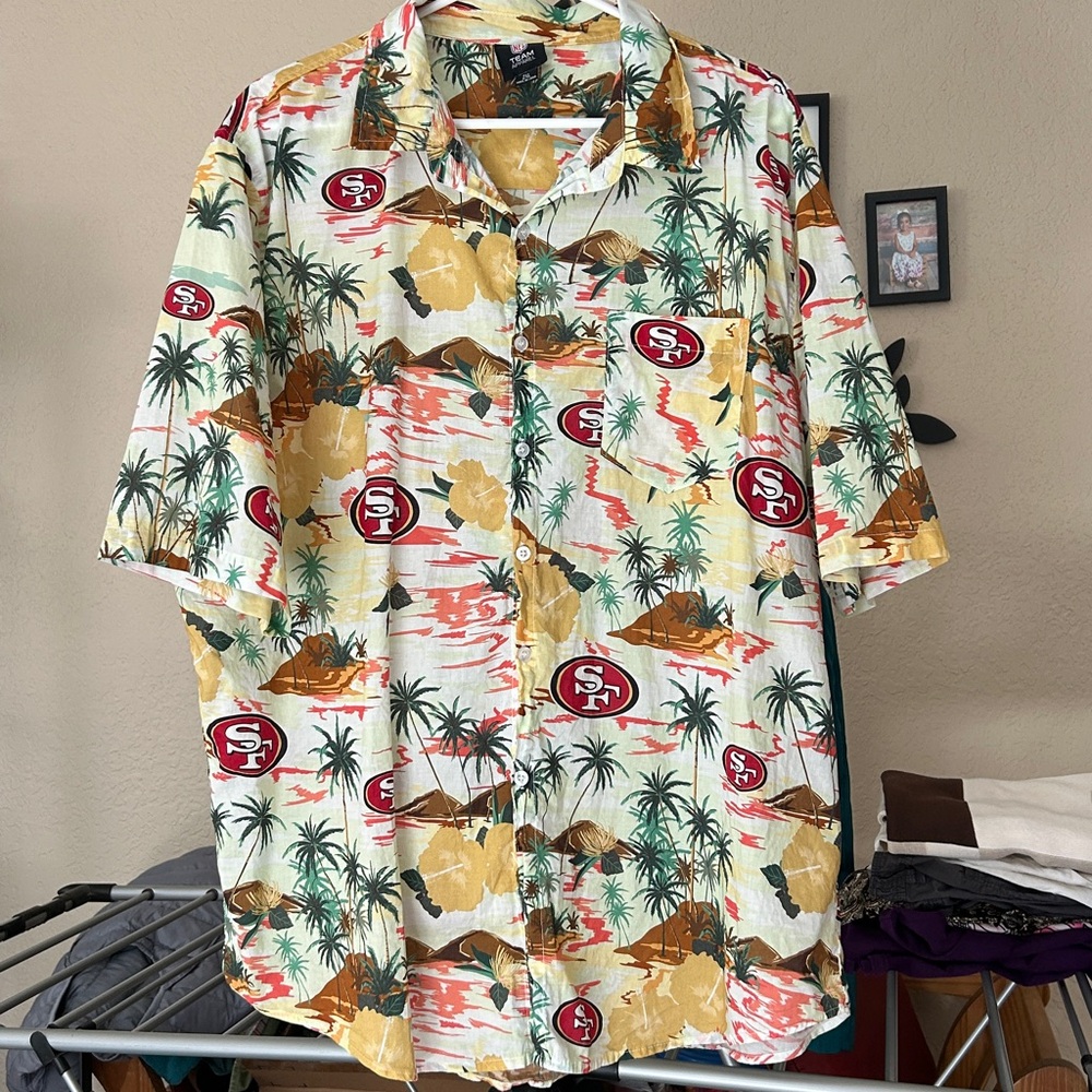 NFL Men's 49er Palm Tree Print, Button Down Shirt - Red, Green.